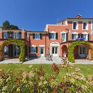 https://villa-bellosguardo-apartments.hotelitalianriviera.com
