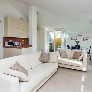 https://libra.hotelitalianriviera.com